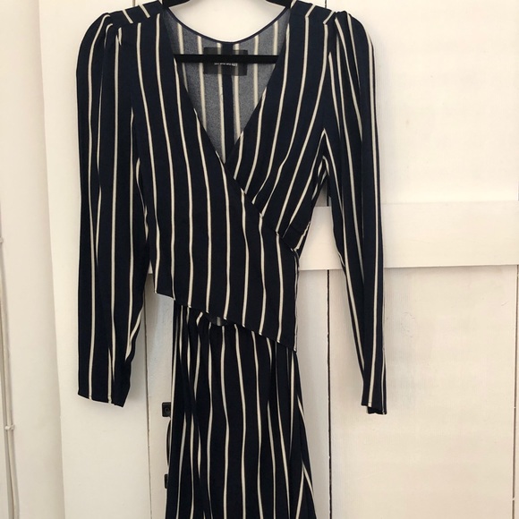 Reformation Dresses & Skirts - Reformation Mini Wrap Dress